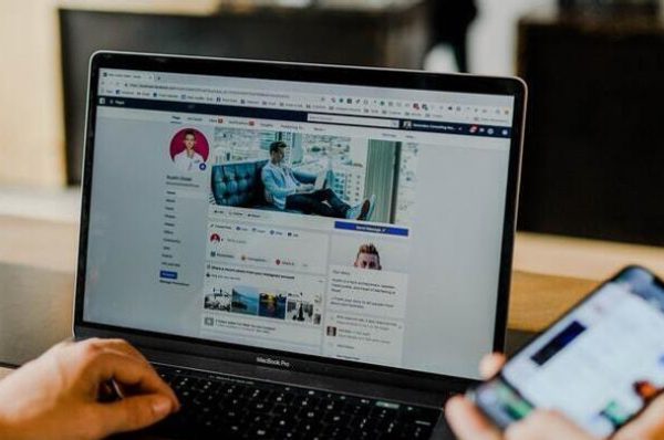 Strategi Pemasaran Karya Seni Melalui Media Digital