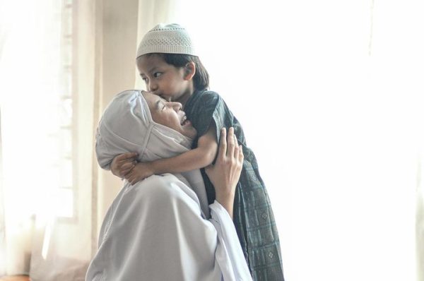 Doa Ibu Senjata Senyap untuk Karier Sang Anak