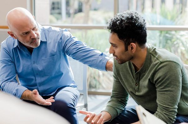 Menolak Bukan Berarti Durhaka, Begini Cara Menyembuhkan Rasa Bersalah ke Keluarga