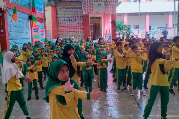 Senam Pagi Setiap Hari? Ini Dampaknya untuk Mental Anak