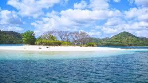 Inilah 7 Destinasi di Indonesia yang Mengubah Cara Kita Melihat Hidup