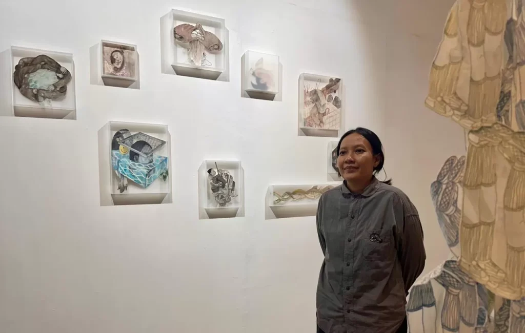 Restu Ratnaningtyas: Membaca Sunyi lewat Karya