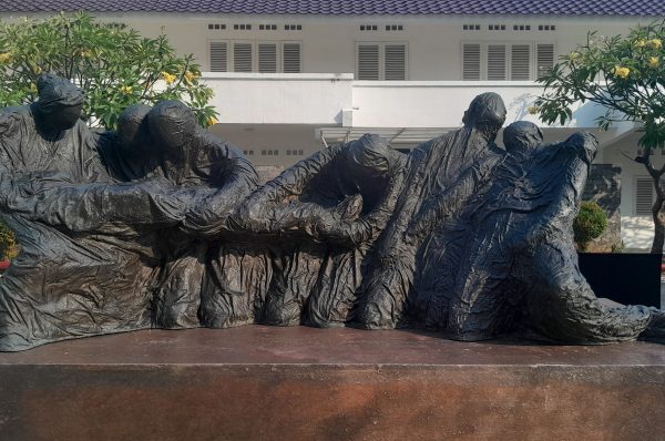 Seni dan Isu Hak Asasi Manusia