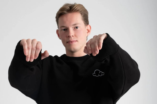 Kenalan dengan Anxiety Hoodie dan Manfaatnya