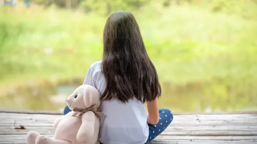 Anak Penurut yang Tumbuh dengan Menyenangkan Orang Lain, Kisah Inspiratif Tentang Luka Inner Child