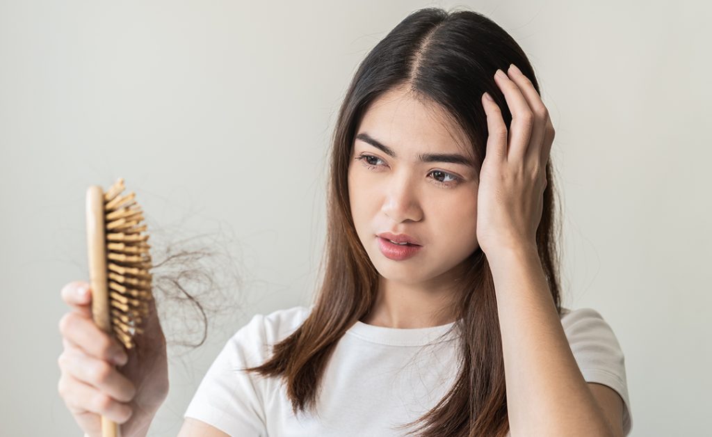 Dampak Psikologis Rambut Rontok Pada Perempuan