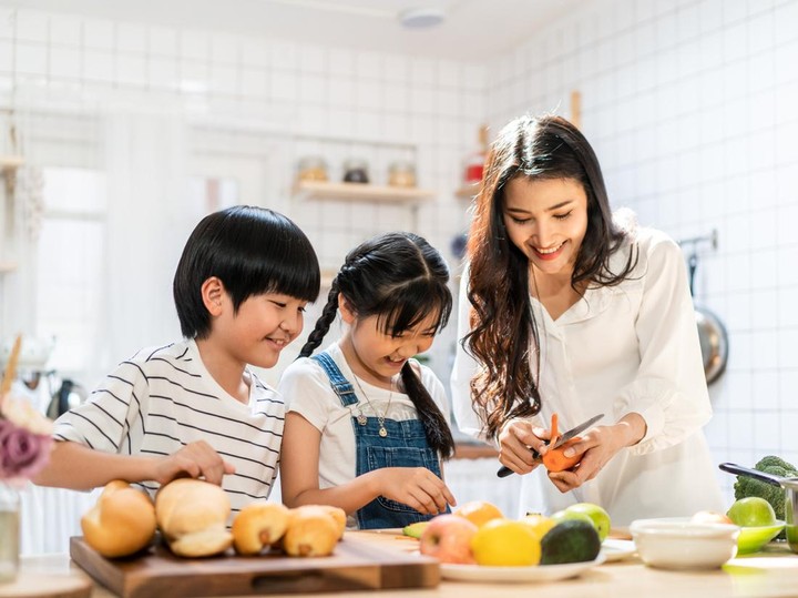 Jadi Dewasa Sejak Dini, Apakah Bagus untuk Kesehatan Mental Anak?