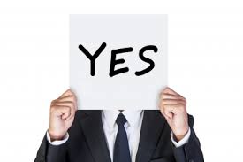 Kenapa Kita Jadi People Pleaser? Ini Penjelasan Psikologisnya