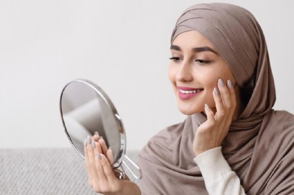 Tips Menjaga Kulit Tetap Sehat saat Puasa